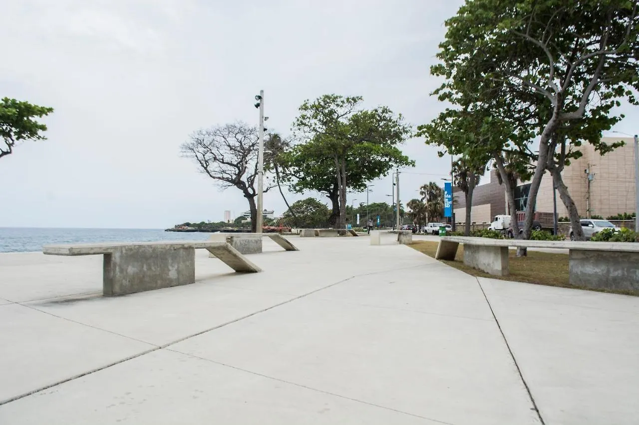 Malecon Premium Rooms & Hotel Santo Domingo 2*,