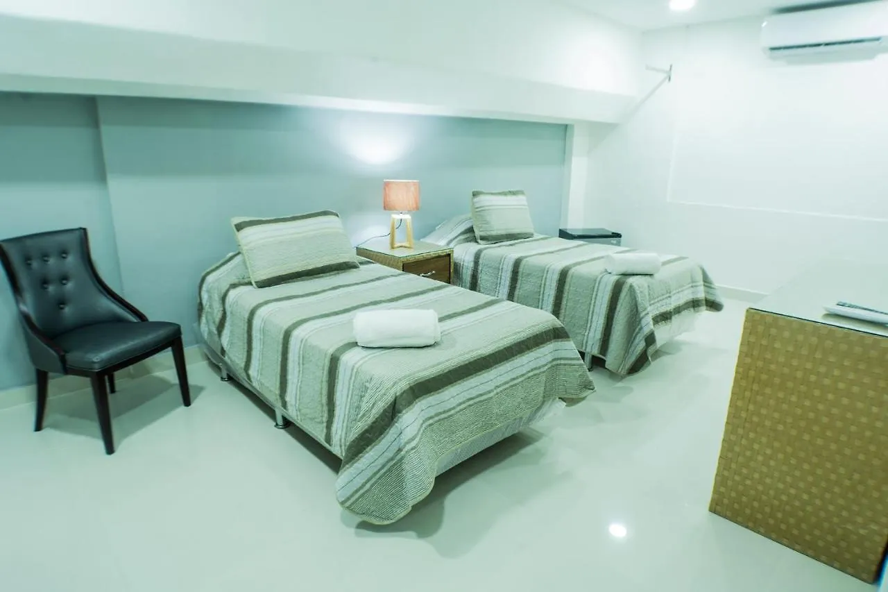 Malecon Premium Rooms & Hotel Santo Domingo 2*,